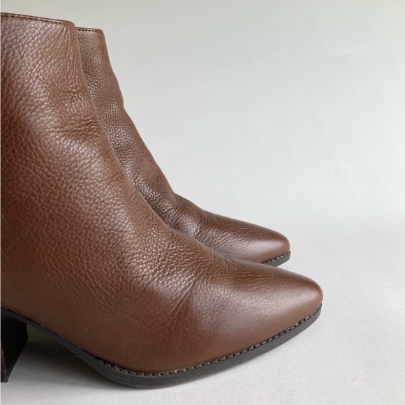 American Rag Brown Genuine Leather Point Toe Ankle Boots size 8.5 - Picture 4 of 15